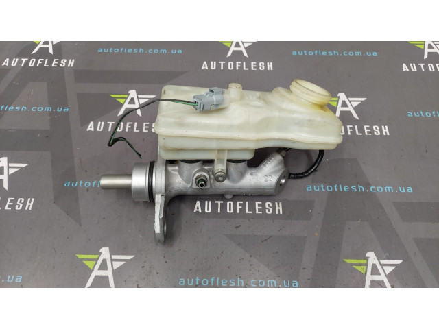 Головний гальмівний циліндр 7701207697, 32067111 Renault Grand Scenic 2 Megane 2 Scenic 2 бу